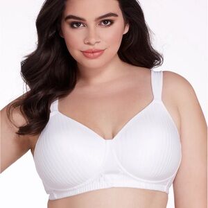 PLAYTEX Secrets Perfectly Smooth Wire-Free Bra 42D White 4707